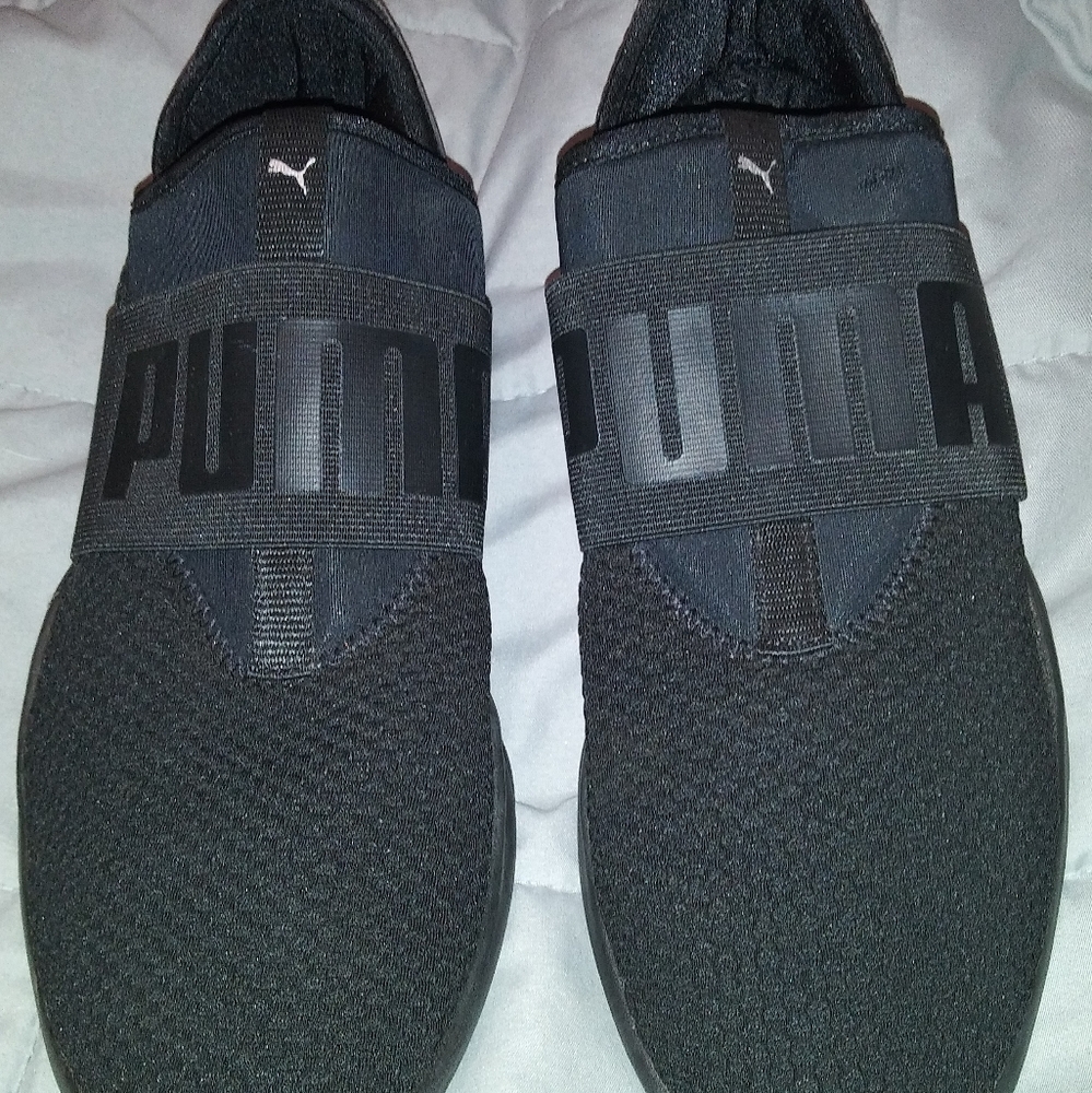 PUMA ladies training sneakers